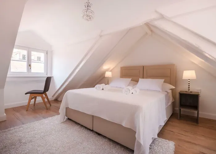 The Saint Blaise Swanky Collection ドゥブロブニク