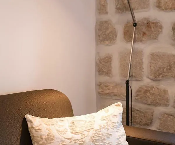 アパート The Saint Blaise Swanky Collection *